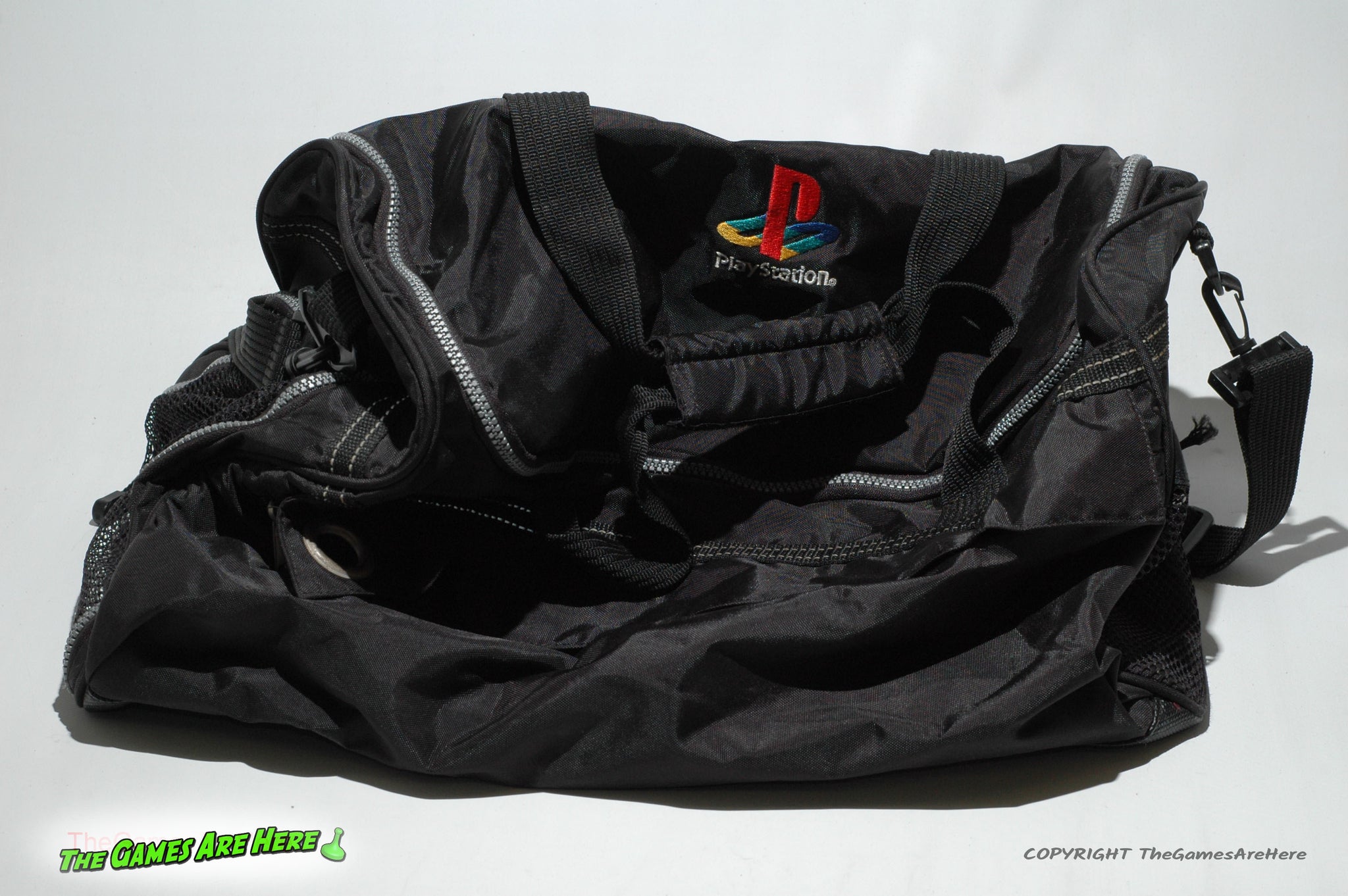 Sony Playstation Official Gym Bag - Gemline – The Games Are Here